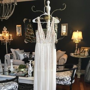 Lacey Maxi Dress from LuLu’s. Never worn!